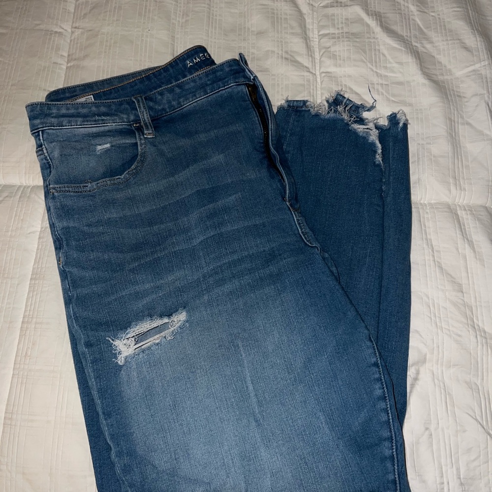 American Eagle Outfitters Women's High Rise Blue Jeans